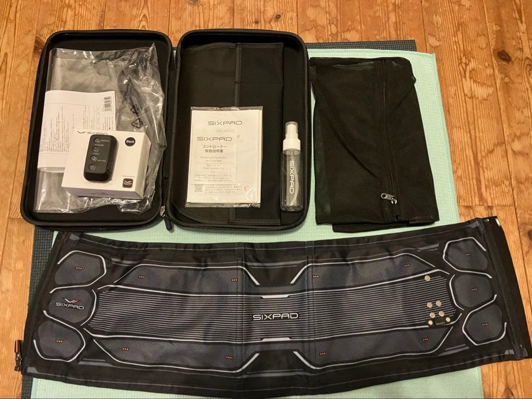 美品SIXPAD Powersuit Core Belt Mサイズ付属品全てあり EMSトレーニングギア SIXPAD Powersuit Core Belt(パワースーツ
