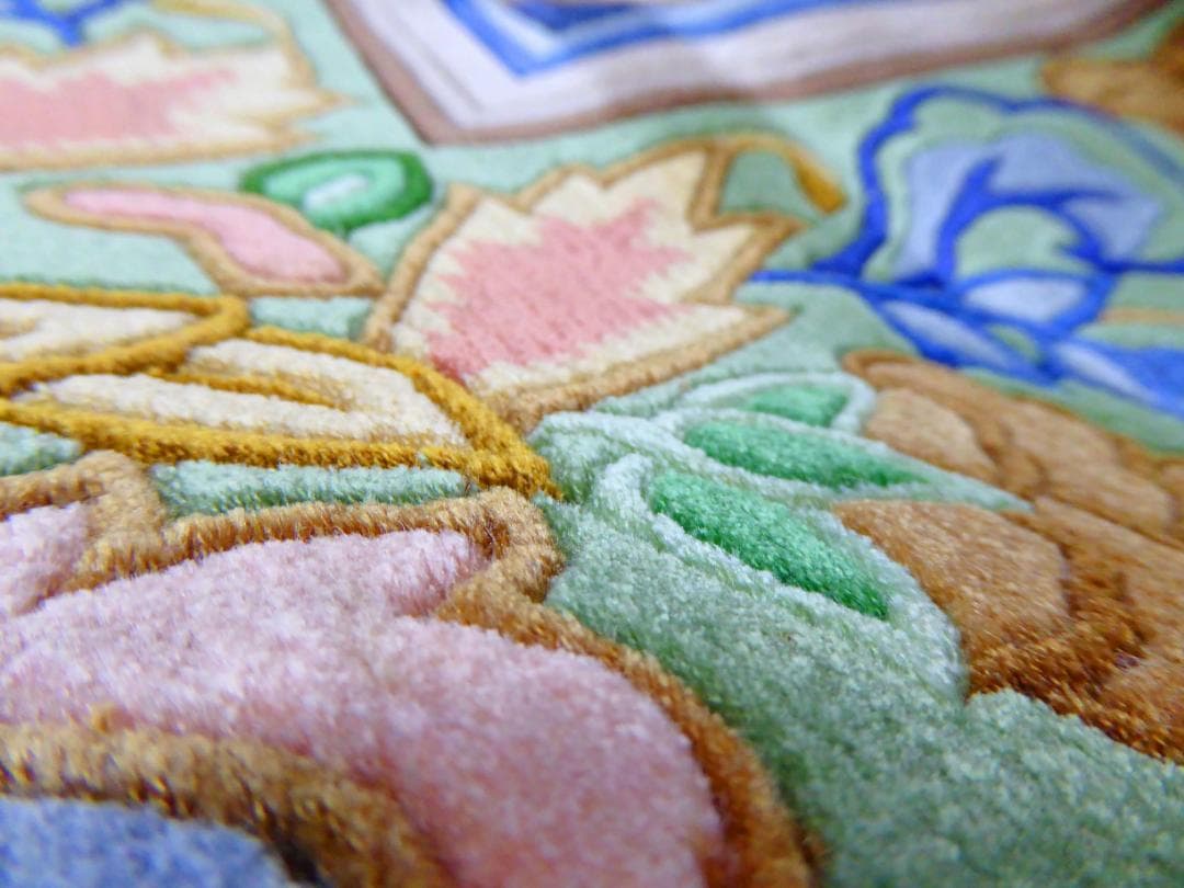 未使用 シルク100％ 中国 絨毯 カーペット 137×198㎝ - メルカリ