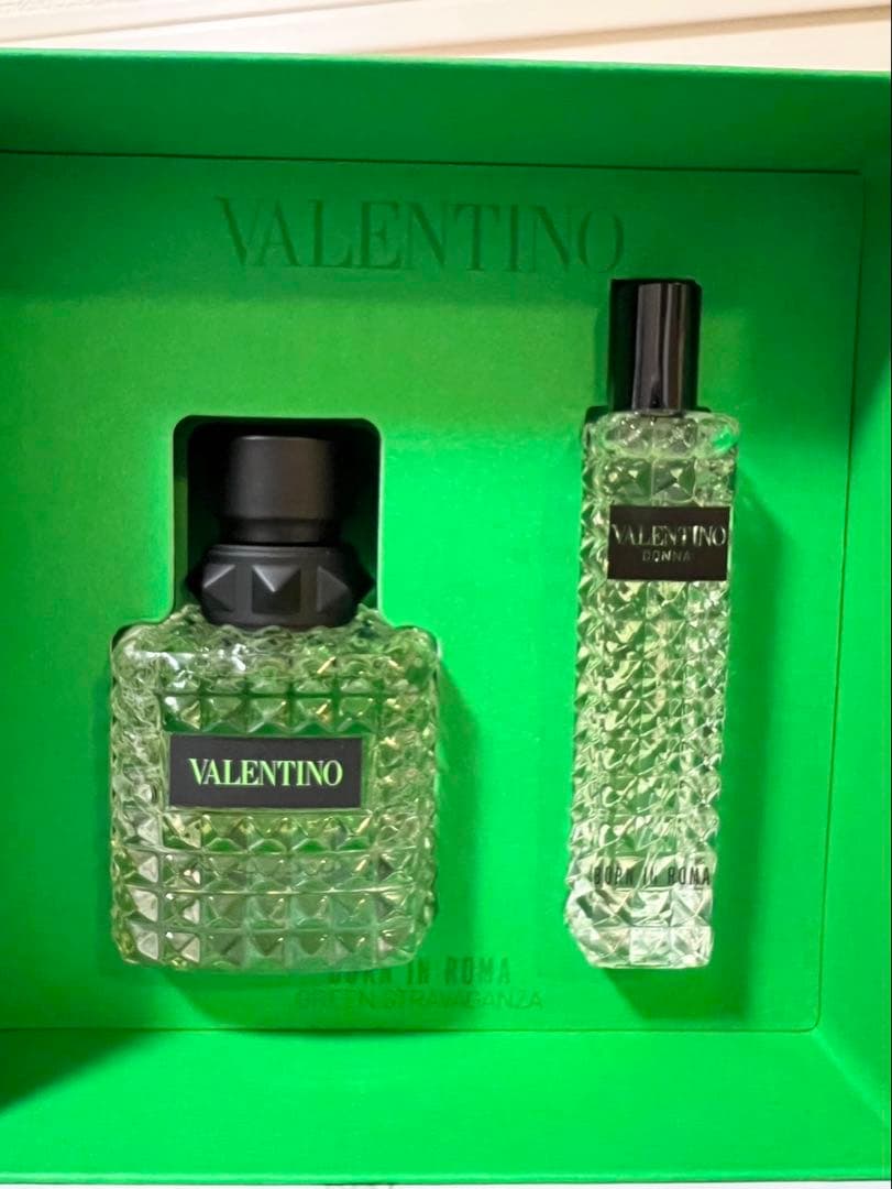 ⭐︎ヴァレンティノ⭐︎ドンナ ボーン イン ローマ GN せット 24 HOの