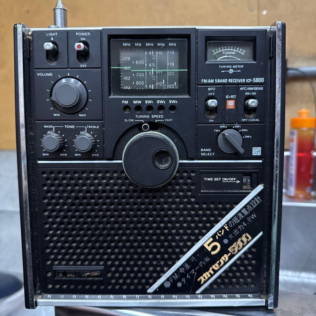 ジャンク品　SONY BCLラジオ スカイセンサー 5800 ACアダプター付き SONY「スカイセンサー5800」'70年代BCLラジオ - メルカリ
