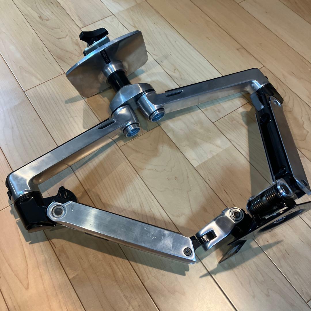 ERGOTRON エルゴトロン　LX モニターアーム デュアル 横型 シルバー エルゴトロン LX デュアル モニターアーム 横型 シルバー 27インチ(6.4