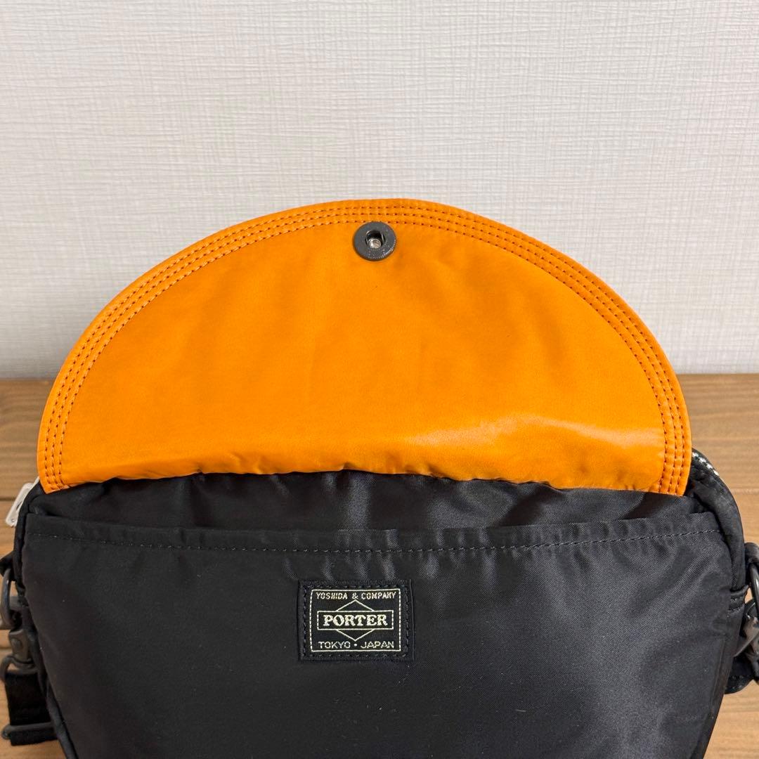 美品】PORTER タンカー オーバル ショルダーバッグ ハーフムーン