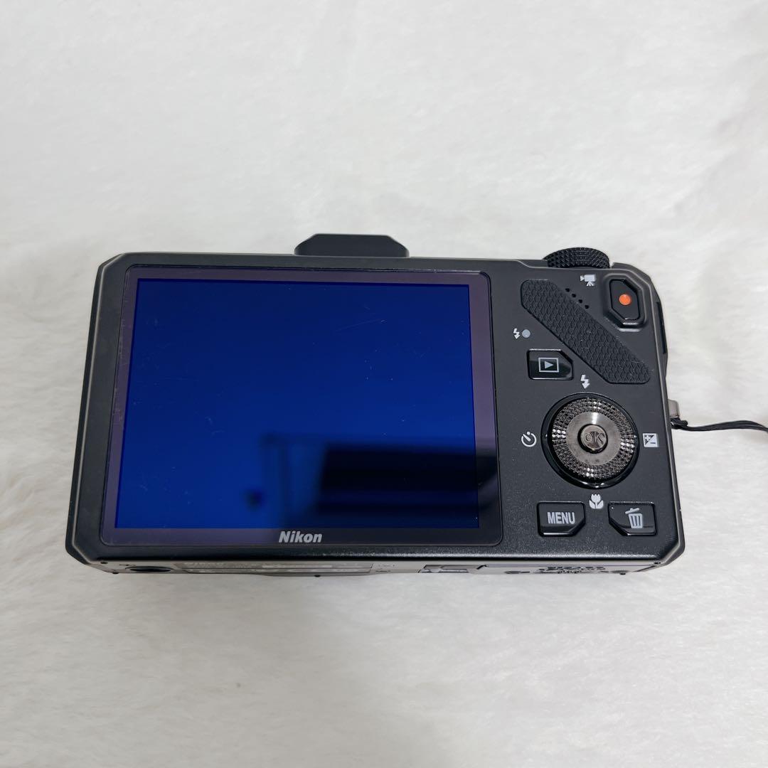 美品 Nikon COOLPIX S9300 コンデジ 付属品完備＋専用ケース付