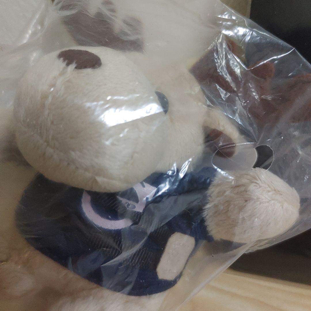 VOLVO ぬいぐるみ ベージュ 青いシャツ