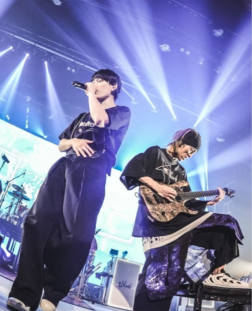 UVERworld TAKUYA∞着用 HOIクロップドTシャツ - メルカリ