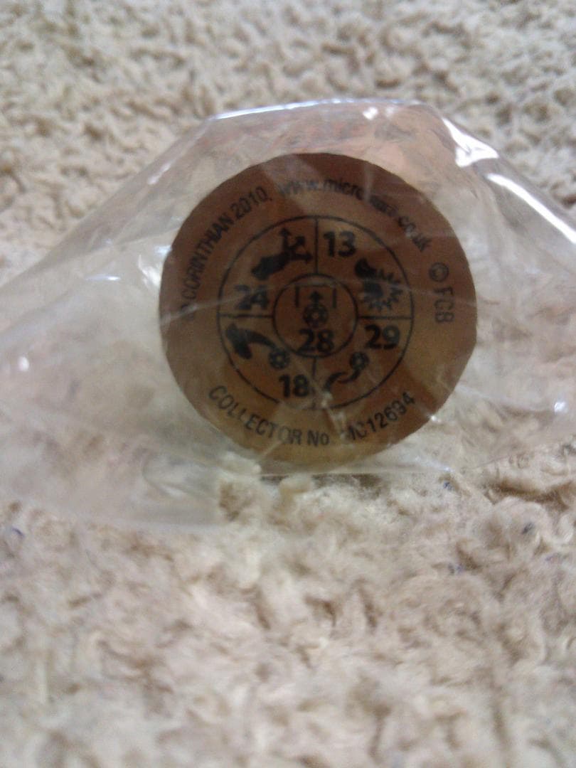 リオネル・メッシ バルセロナ金台座 - メルカリ