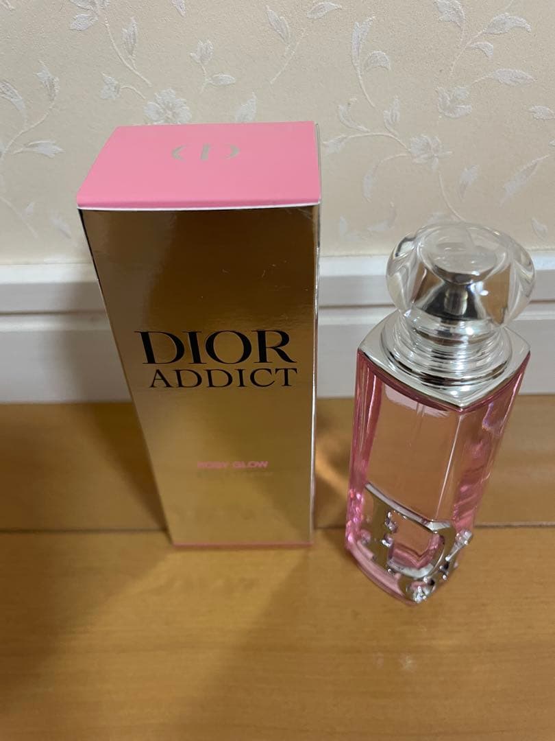 DIOR Addict 30mL オードパルファン ピンク DIOR】 ディオールアディクト（Dior Addict） - ウィメンズ