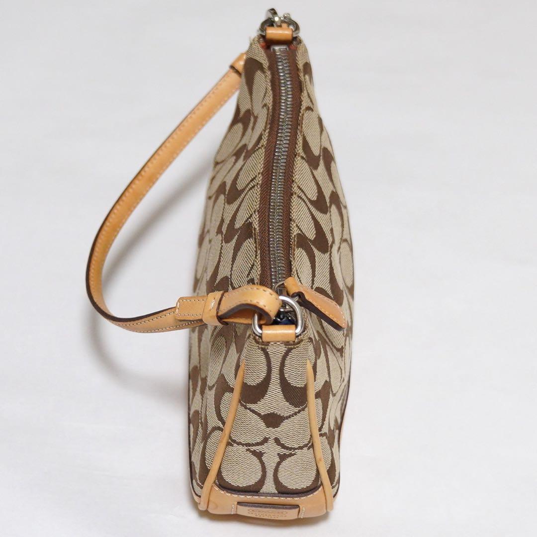 コーチ アクセサリーポーチ ワンショルダー キャンバス シグネチャー