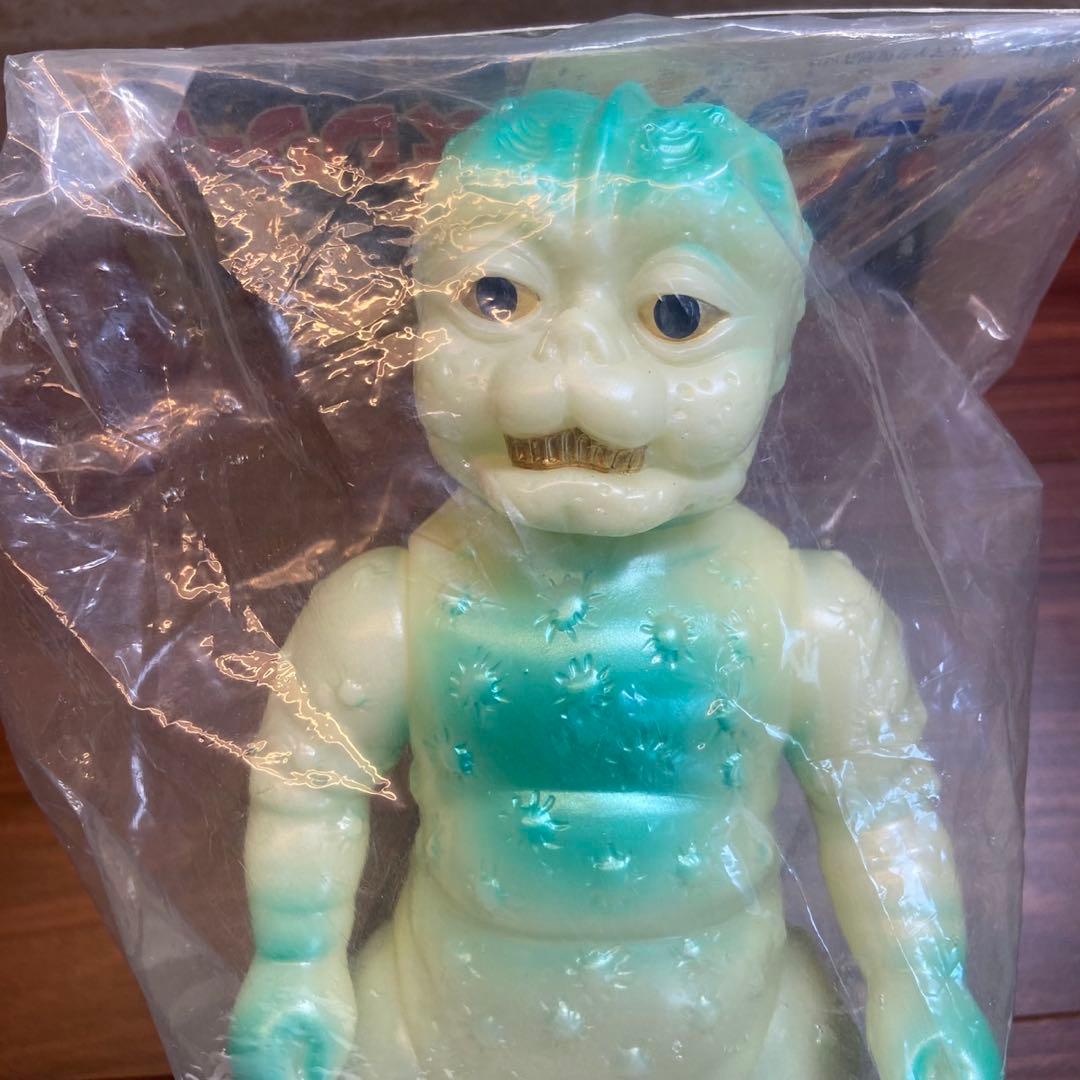 ブルマァク m1号 ミニラ 蓄光成型 新品未使用 5776 - メルカリ