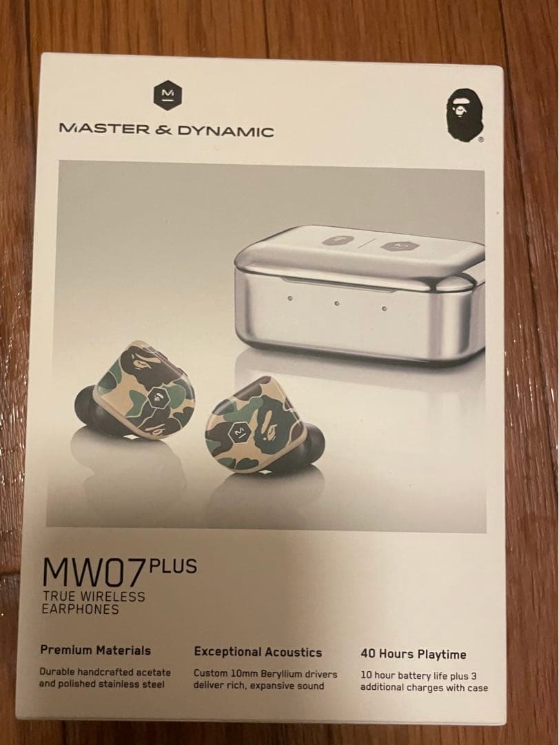 価格テレビ・オーディオ・カメラ - ワイヤレスイヤホン 新品 BAPE