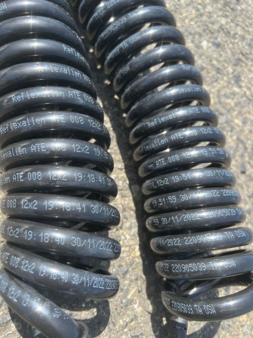 ボルボFH トレーラー スパイラルホース エアー ABS 新車外し 新品未