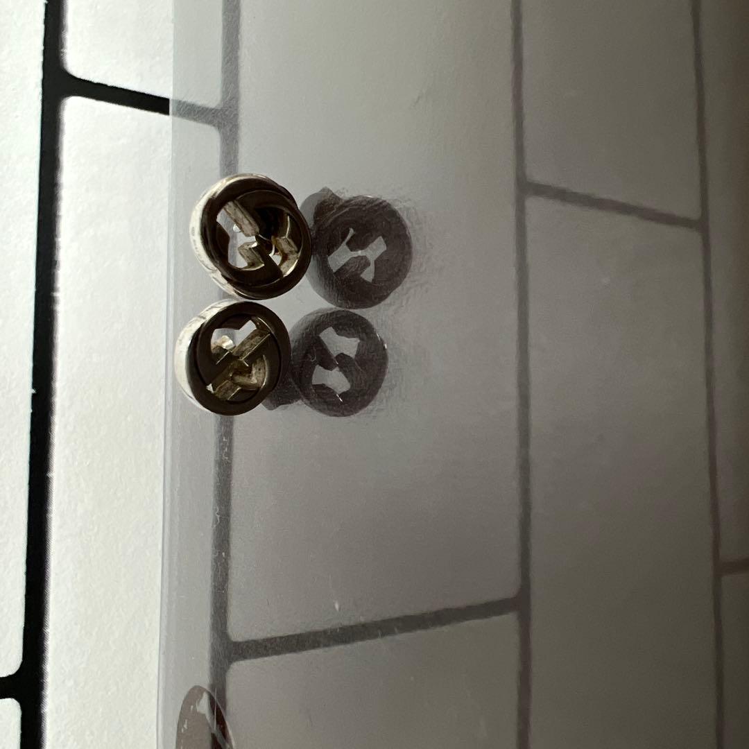 GUCCI ロゴ入り 両耳用ピアス 楽天市場】【スペシャルラッピング付き】グッチ GUCCI ピアス 両耳用