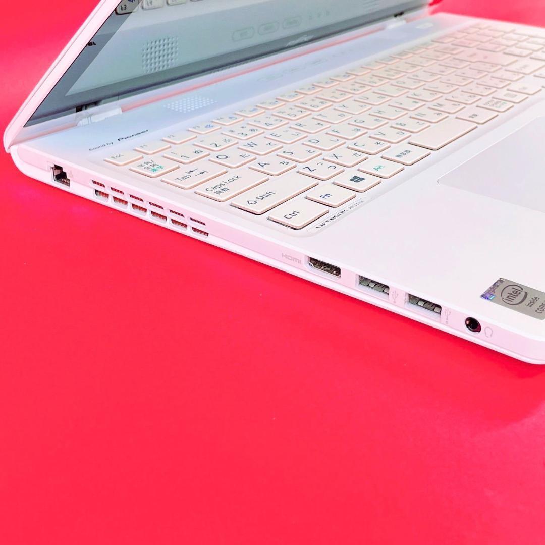 タッチパネル❣️Corei7薄型ノートパソコンSSDブルーレイ白Windows11