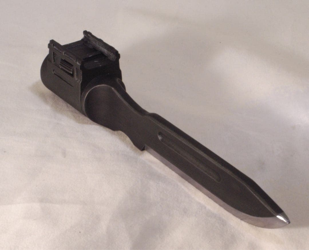 1個セット】ハンドガン用 銃剣 ヨルムンガンド風デザイン 組み立て