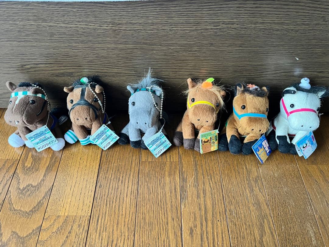 アイドルホース 函館競馬場限定発売品 ぬいぐるみ 競馬 - メルカリ