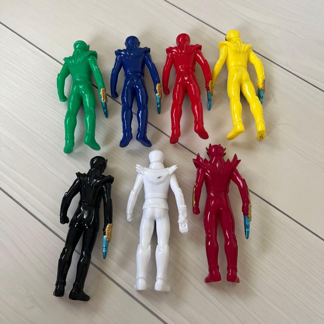 ナンバーワン戦隊 ゴジュウジャー ソフビフィギュア セット - メルカリ