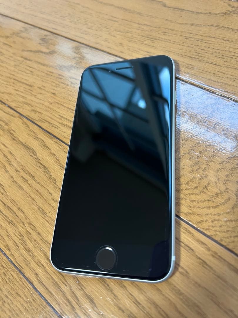 iPhone SE 第2世代 MHGQ3J/A 買取】iPhoneSE第2世代 64GB MHGQ3J／A ホワイト 国内版SIMフリー