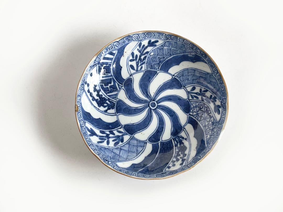 中国骨董　アンティーク　祥瑞　捻文様　縁錆　五寸皿　銘々皿　景徳鎮　古染付 五彩鳥兎文輪花皿 | 景徳鎮窯 | 収蔵品詳細 | 作品を知る | 東京富士