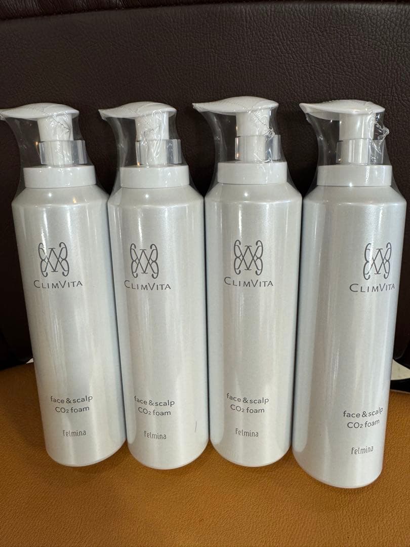 クリムヴィータ炭酸洗顔フォーム　4本セット Amazon | CLIMVITA(クリムヴィータ) 炭酸洗顔フォーム もっちり泡 お肌