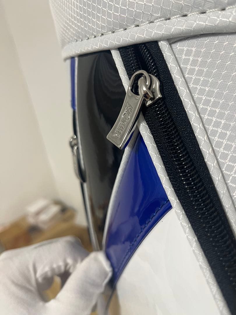 新品 HONMA ゴルフキャディバッグ ホワイト ブラック/ブルー プロ譲渡