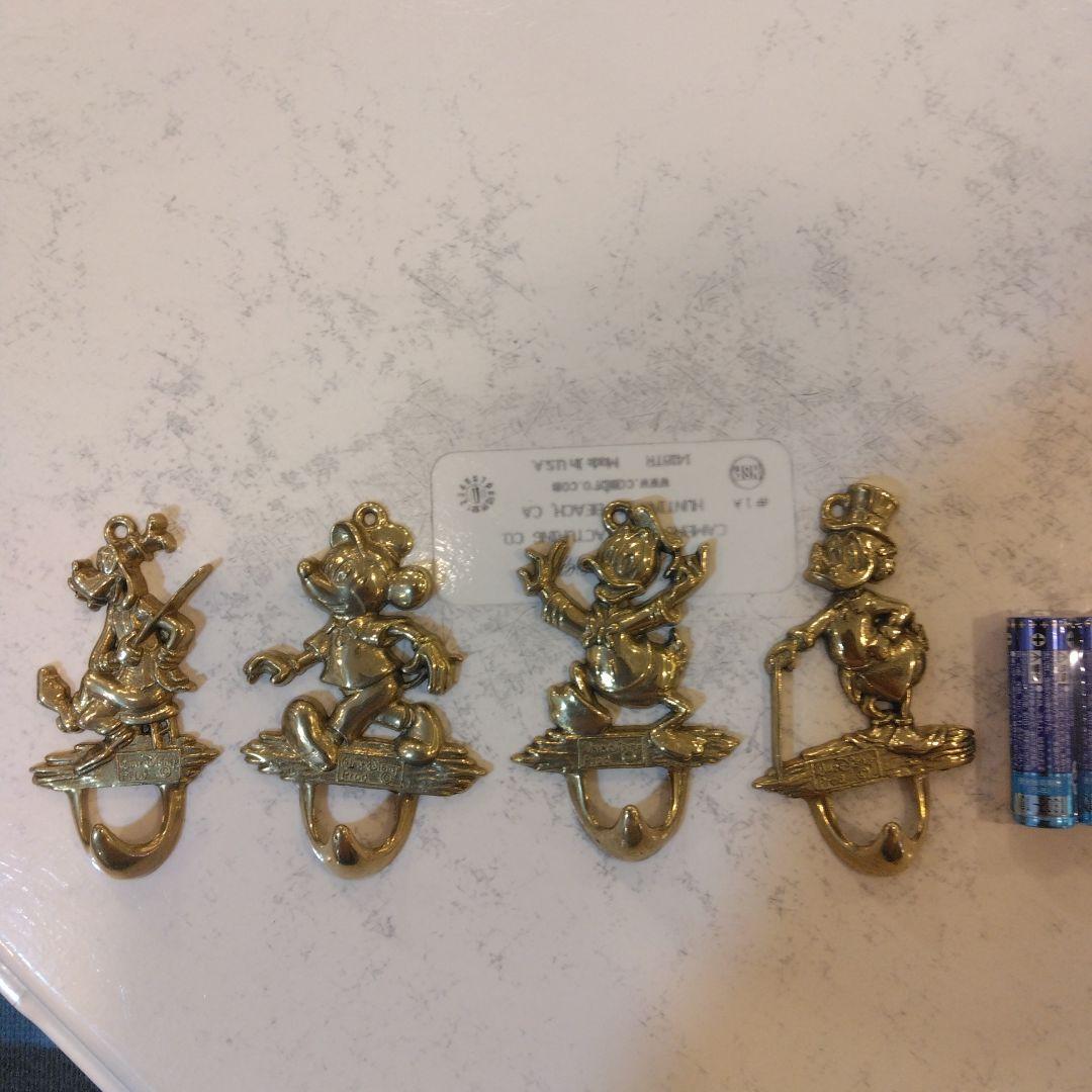 ディズニーキャラクター 壁フック 4個セット　イタリー製 楽天市場】ウォールハンガー ディズニー フック | 4連 帽子掛け 壁掛け