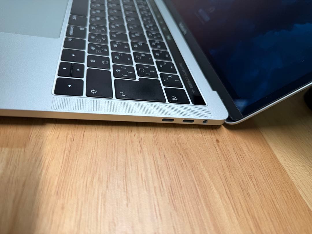Apple MacBook Pro 13インチ 8GB 512GB 2.3GHz