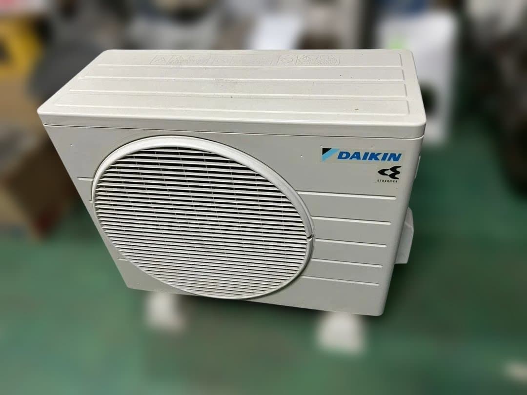 即決 エアコン ダイキン2.8k 中古 動作14畳 名古屋中川区直引のみ 取付