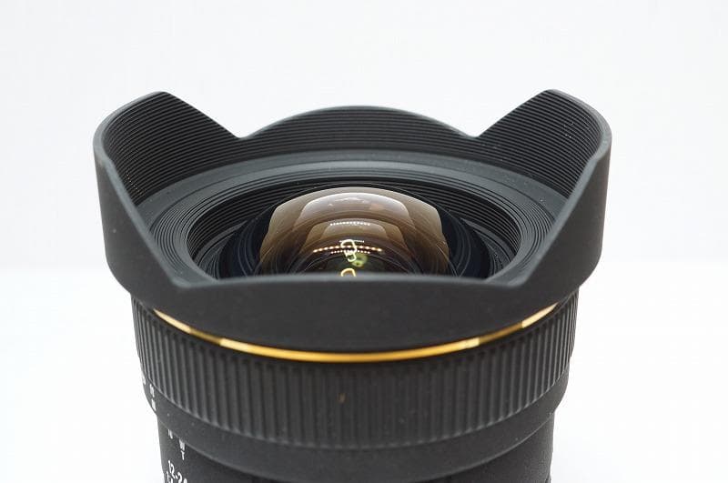 ■ ソニー A用 広角　SIGMA 12-24mm F4.5-5.6 EX DG