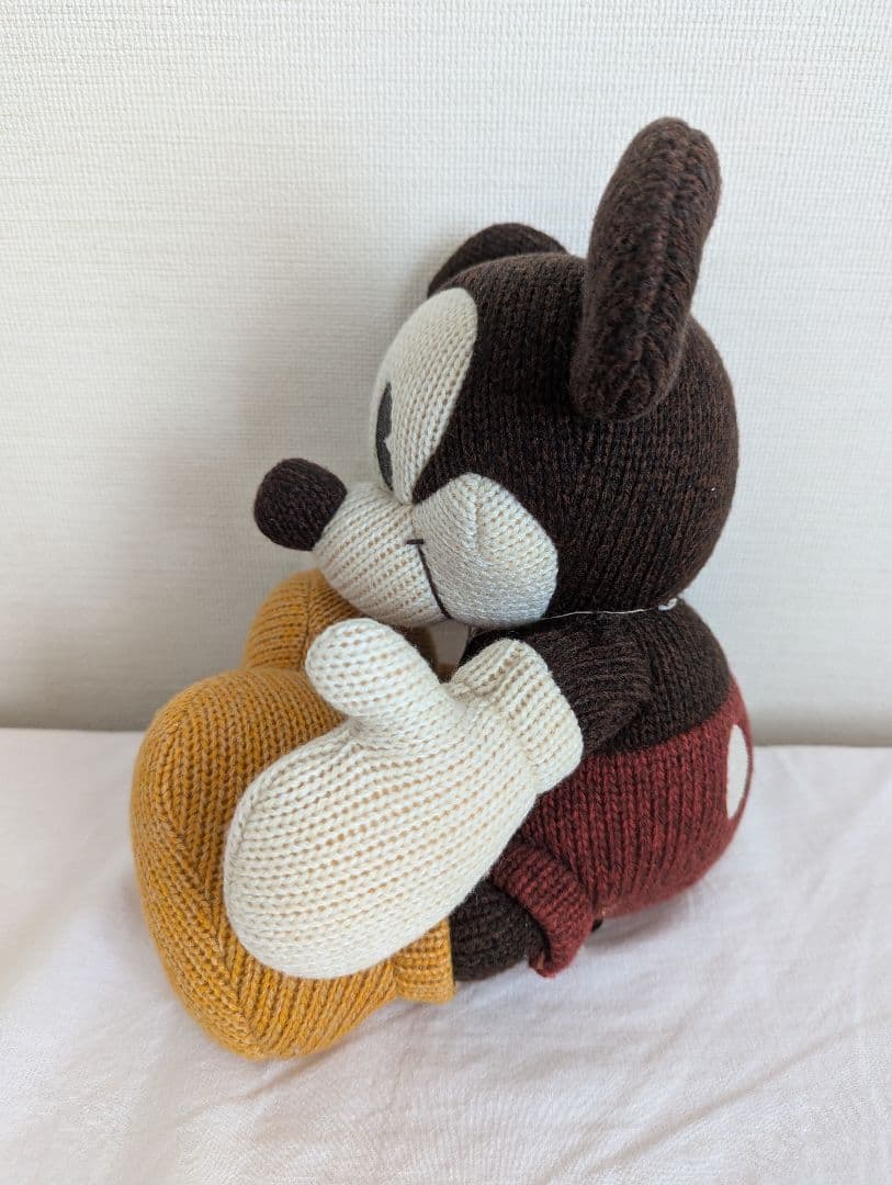 新品 ミッキーマウス ぬいぐるみ 編みぐるみ - メルカリ