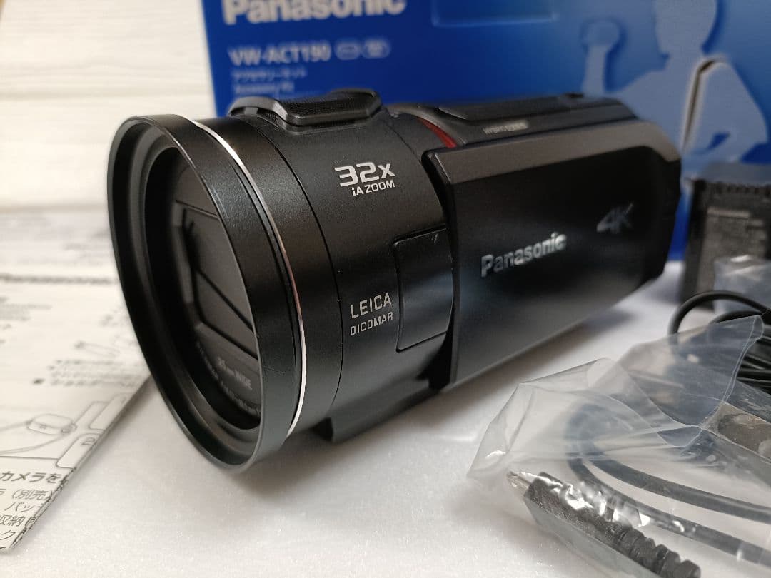 HC-WX1M【バッテリー3個＋充電器ほか】Panasonic 4K 豪華セット - メルカリ