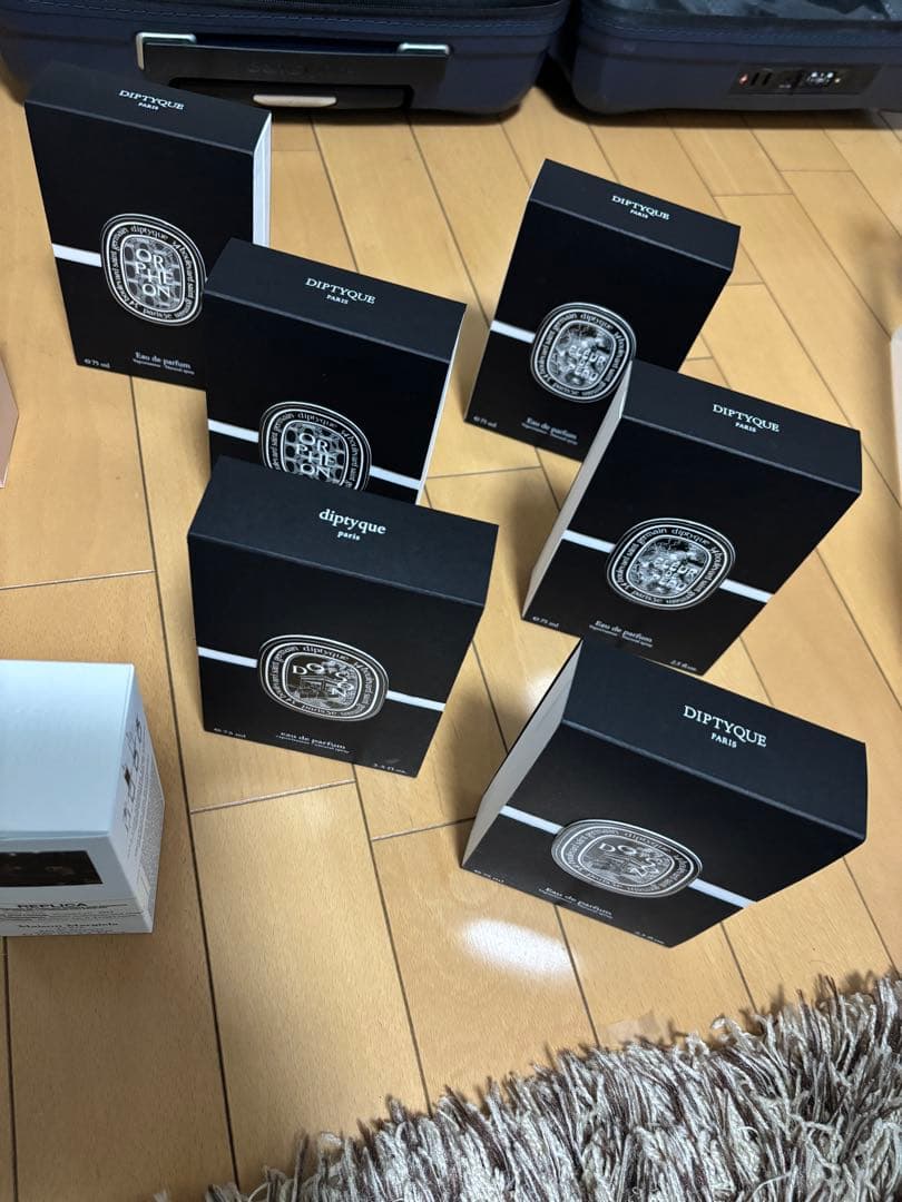 空き瓶】人気香水 ガラスボトル まとめ売り（中身なし） - メルカリ