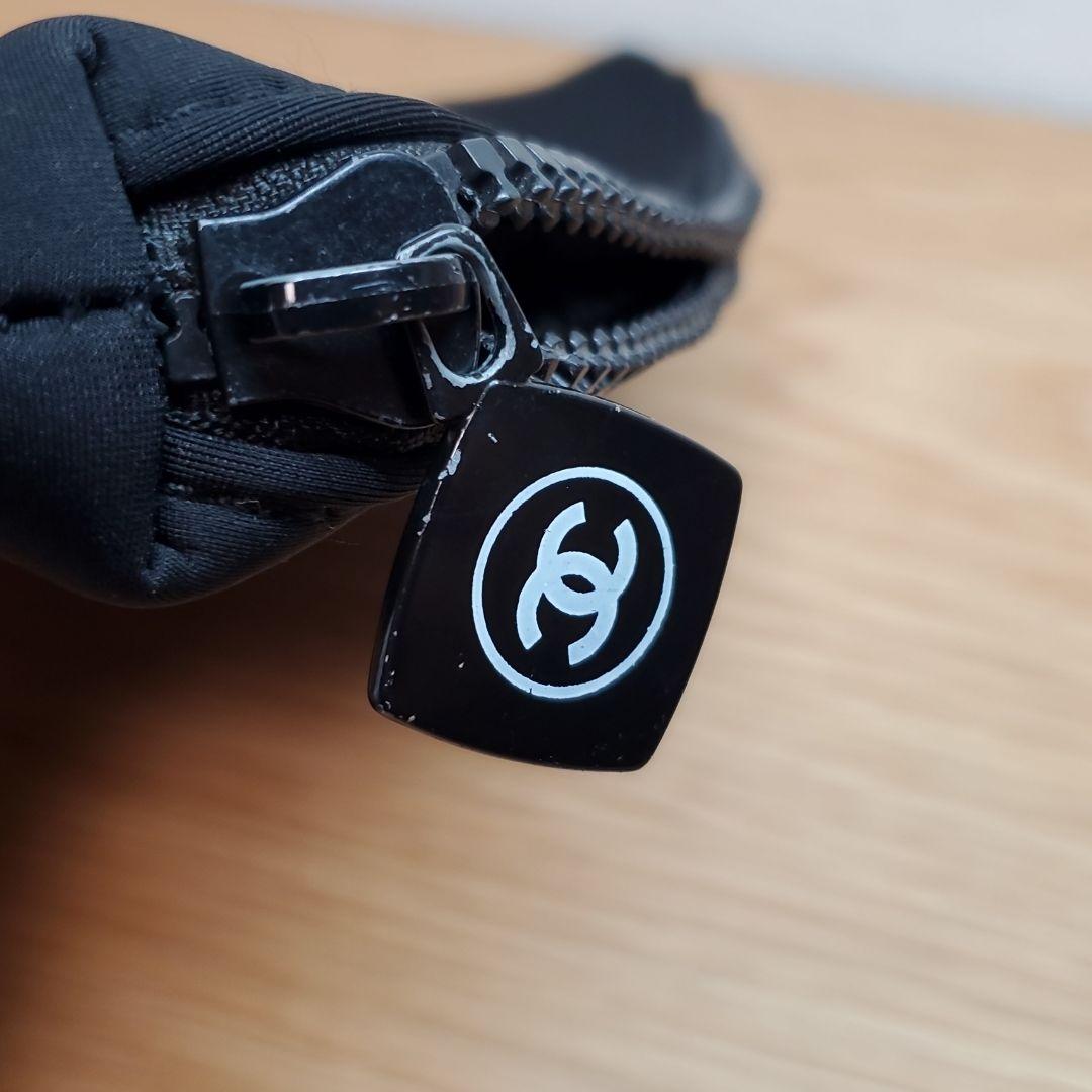 シャネル ノベルティブラック 化粧ポーチ CHANEL 黒 非売品 - メルカリ