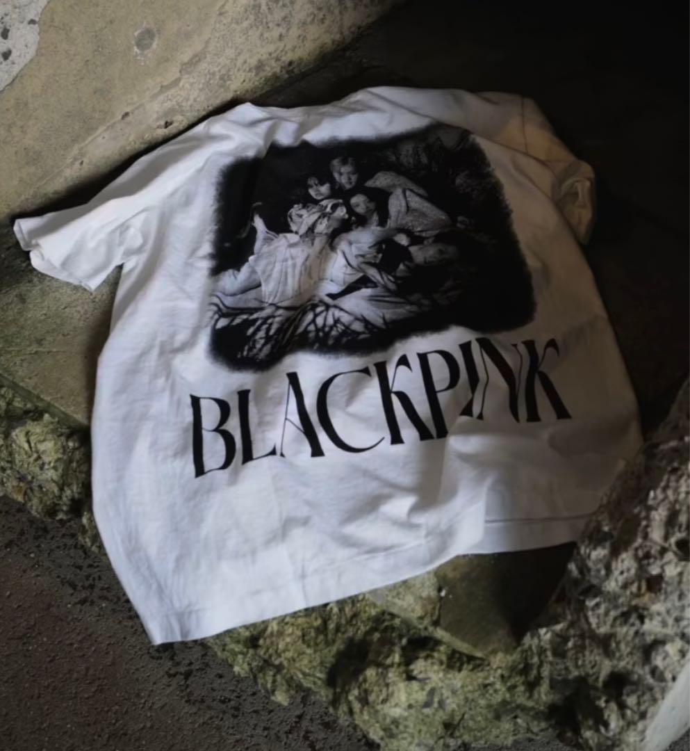 anytee BLACKPINK JENNIE Tシャツ L ジェニー - メルカリ