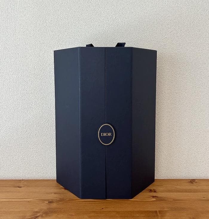 DIOR アドベントカレンダー ノベルティ 非売品 - メルカリ