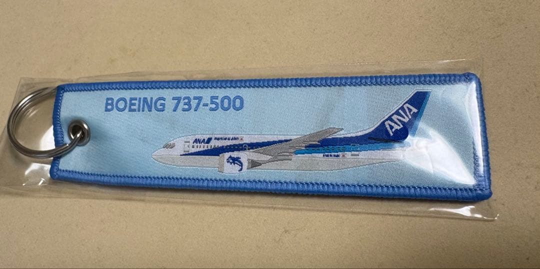 ANA ボーイング737-500 スーパードルフィン 引退記念タグ - メルカリ