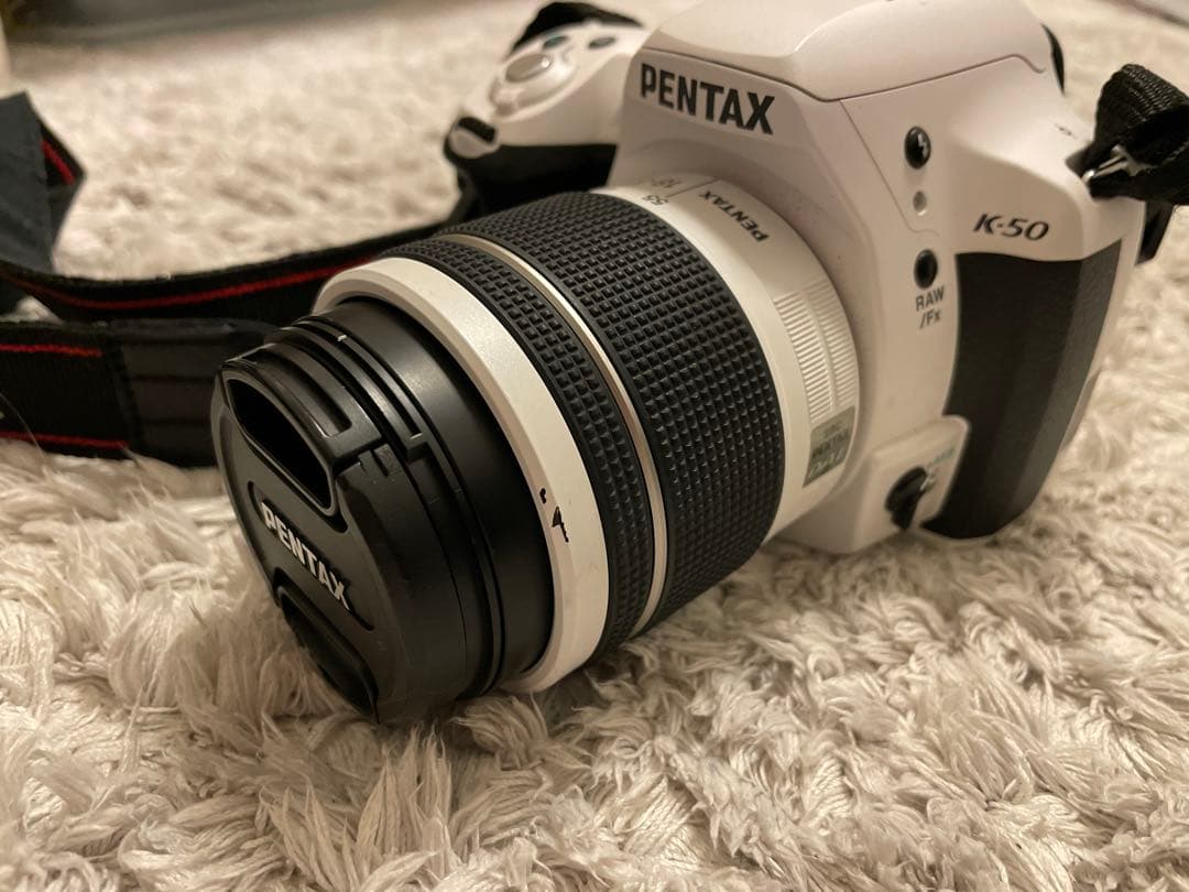 PENTAX K-50 ホワイト ダブルレンズセット バッグ付 - メルカリ