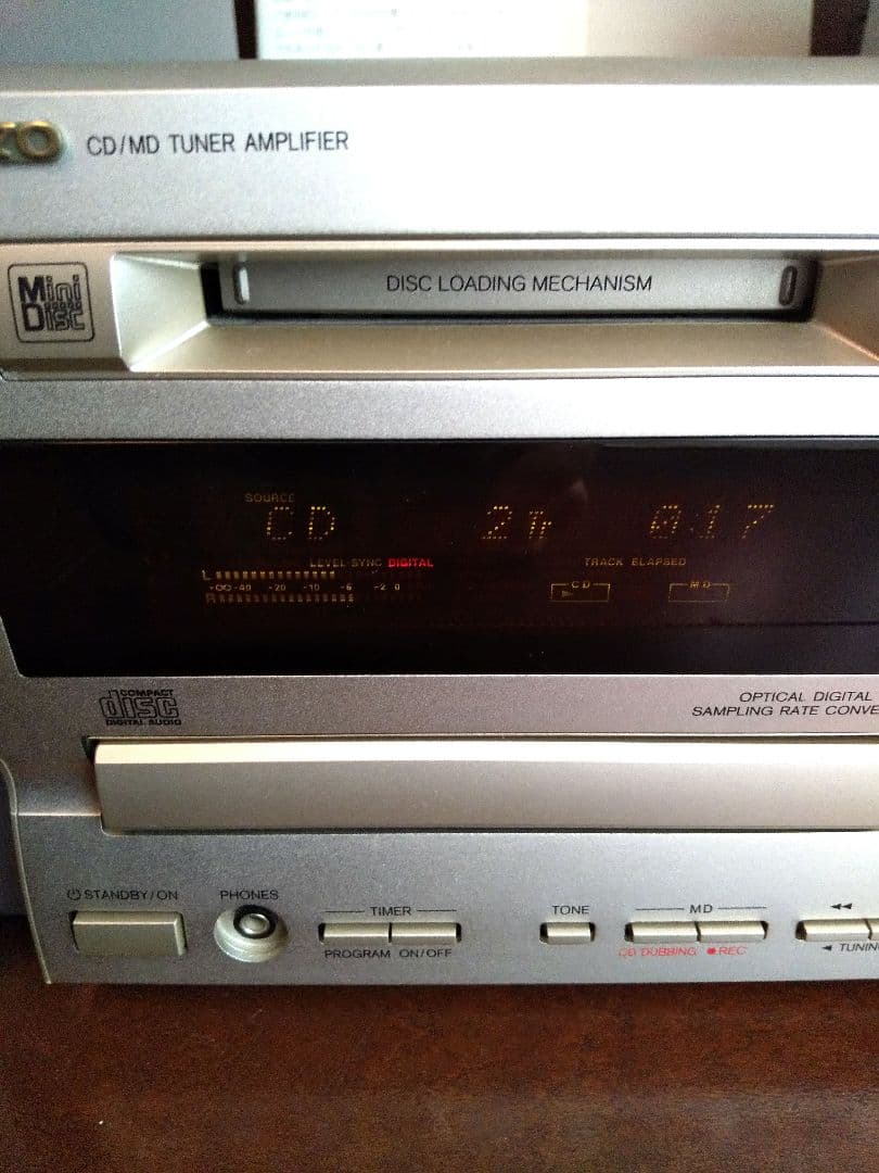 正常動作品】ONKYO CD/MD Tuner Amplifier FR-V7 - メルカリ