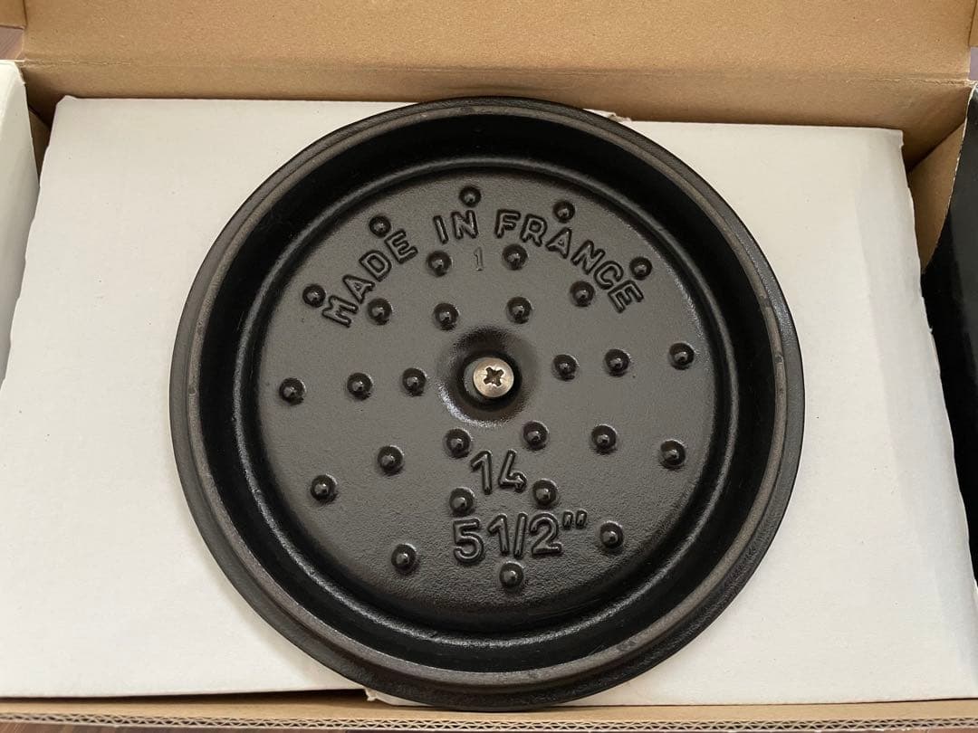 【STAUB】ストウブ ホーロー鍋14cm 0.8L ココットラウンド ブラック