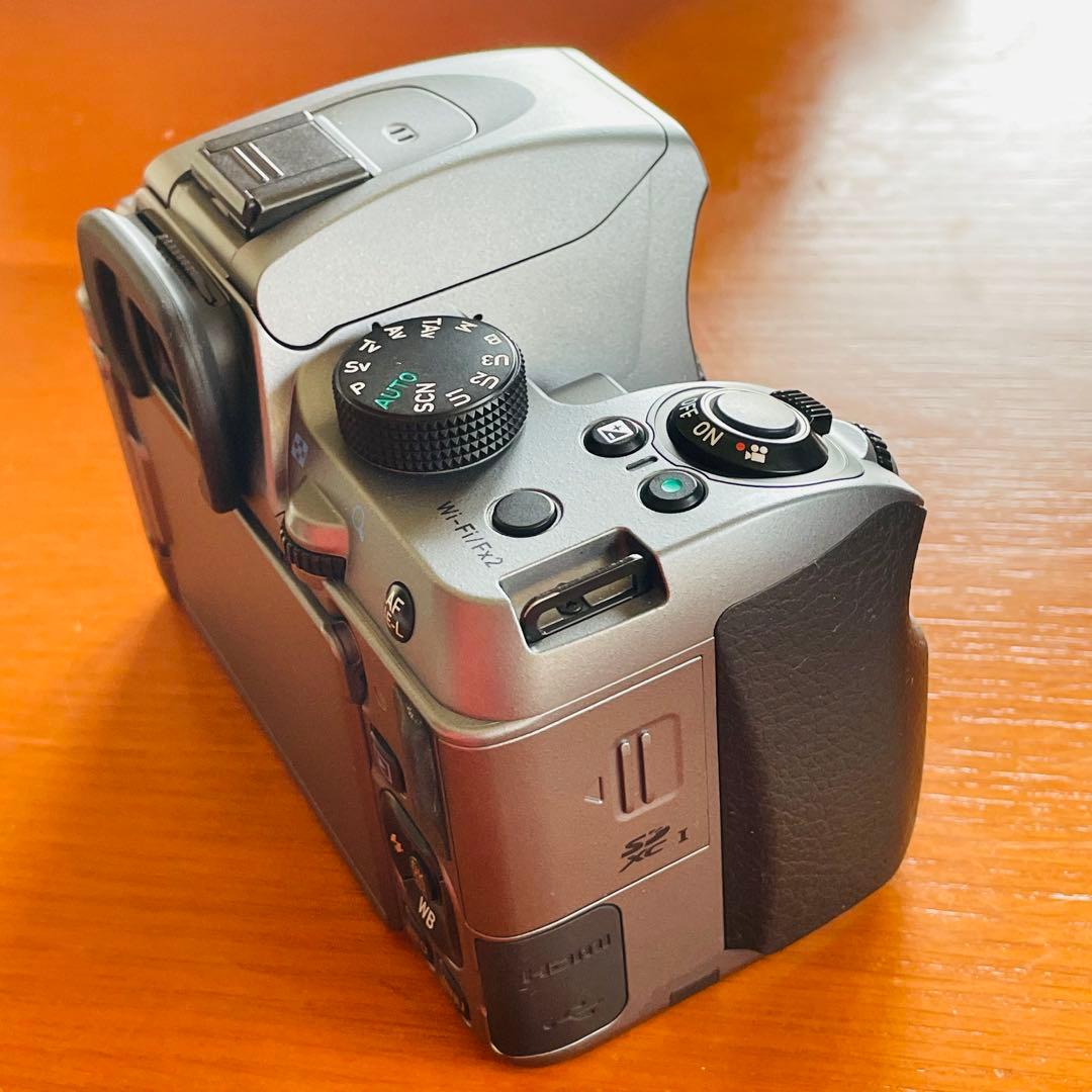 PENTAX K-70 18-135WRキット SILKY SILVER