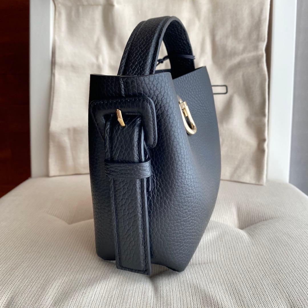 PELLICO ペリーコ TURNLOCK ターンロック 2wayバッグ 訳あり - メルカリ