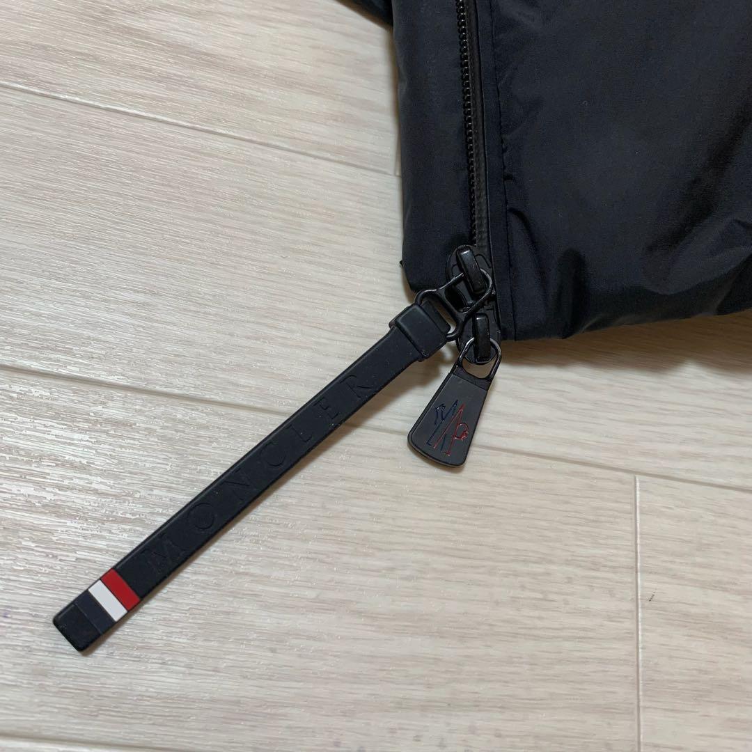 超美品⭐️ モンクレール MAZOD グルノーブル ブラック 2 5D141 - メルカリ