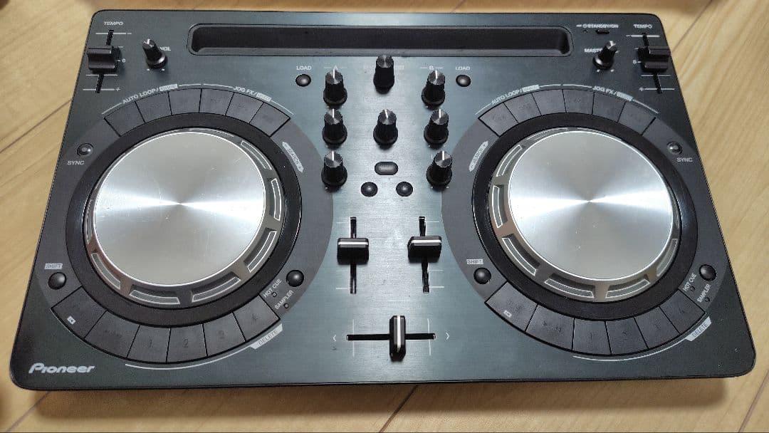 Pioneer DJコントローラー　DDJ-WeGO3 対応ケーブル付き 黒 Amazon | Pioneer パイオニア DJコントローラー iOS対応 DDJ-WEGO3-K