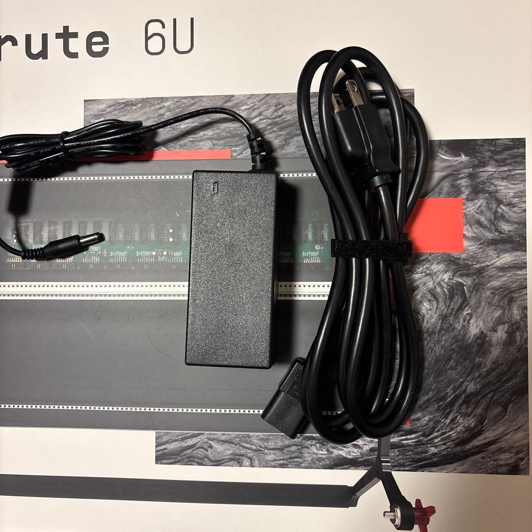 ARTURIA RACK BRUTE 6U Noirモジュラーシンセ ケース - メルカリ