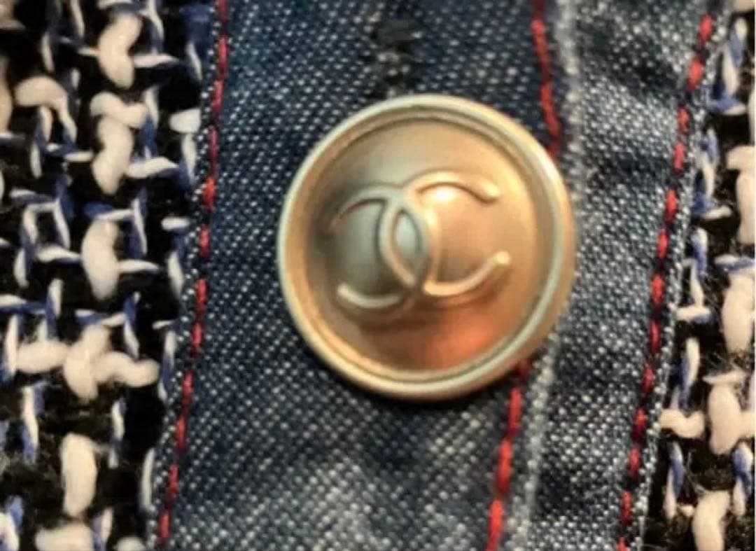 めちゃ可愛い CHANEL ワンピース M ブローチ2 CCボタン ノベルティ