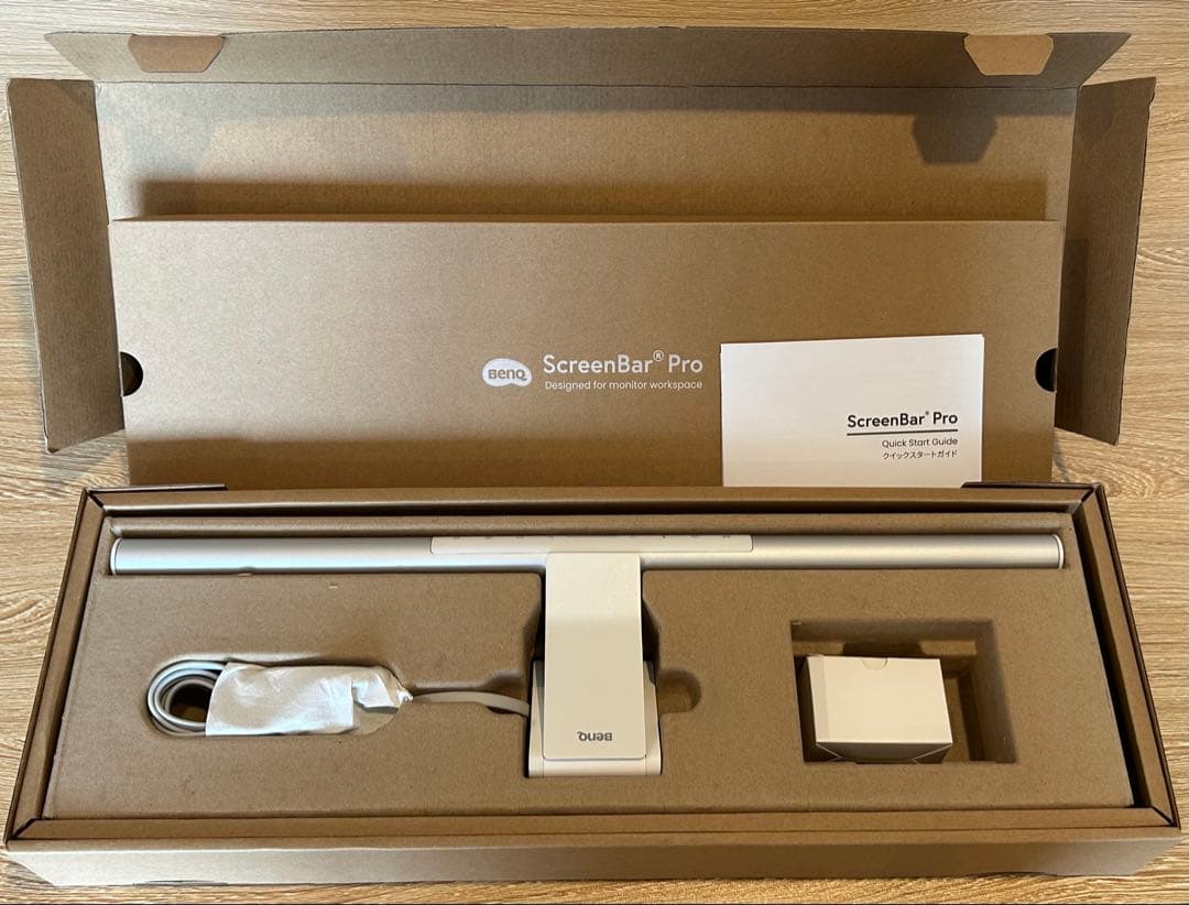 （美品）BenQ ScreenBar Pro シルバー Amazon.com: BenQ ScreenBar Pro LED Monitor Light Bar (Silver