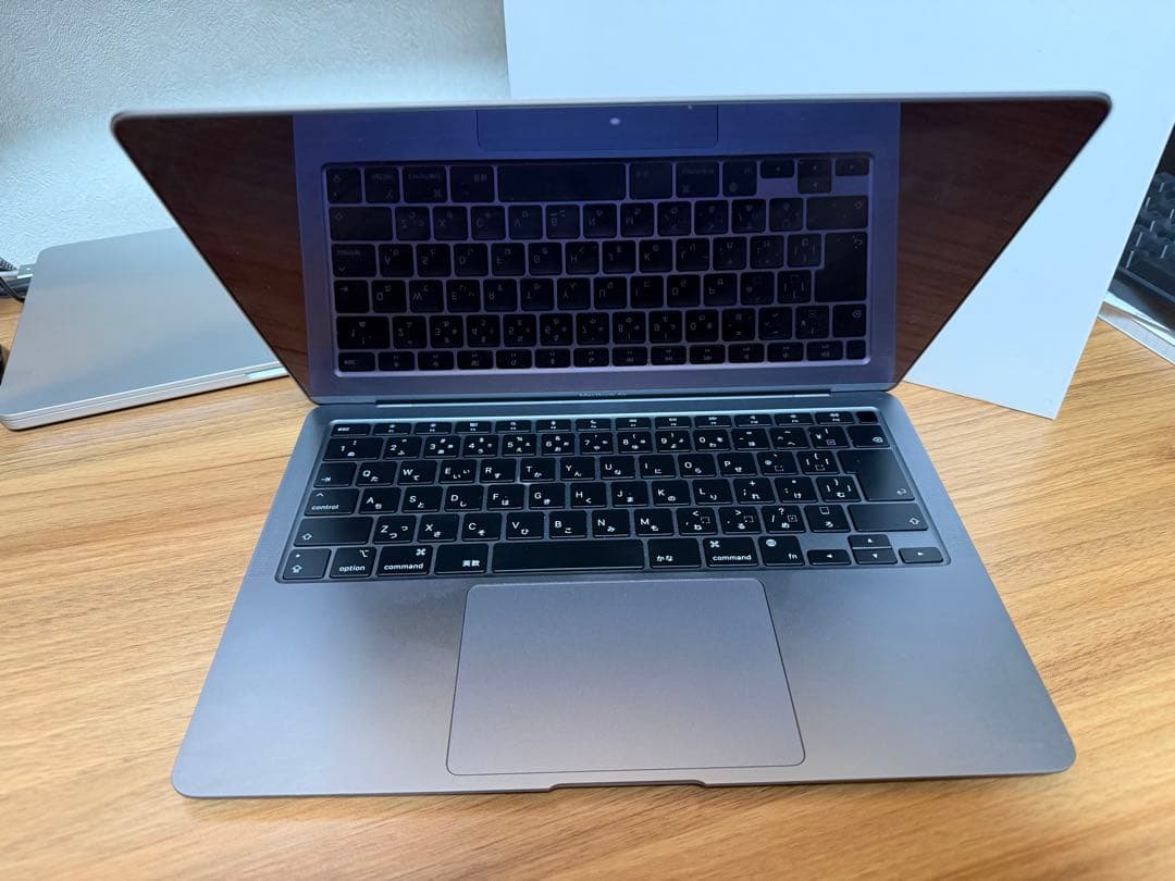 【特別値引き中】MacBook Air 13.3inch M1スペースグレイ