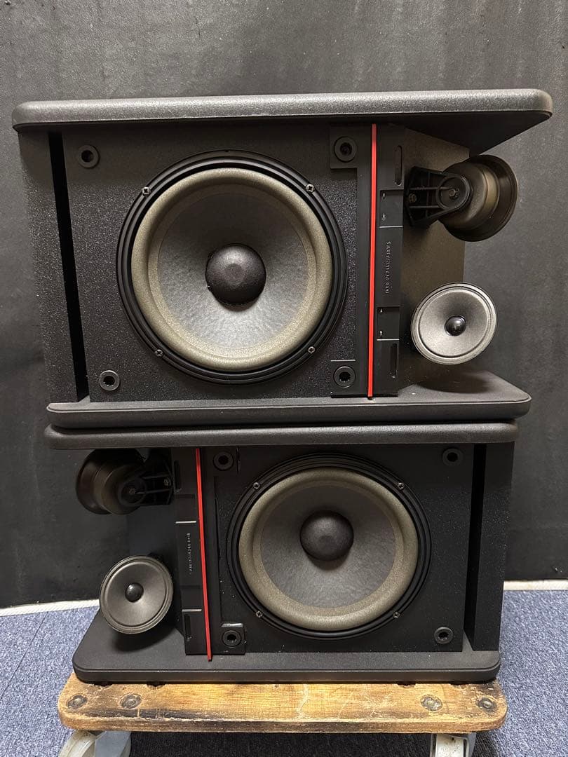 Bose 301 av monitor