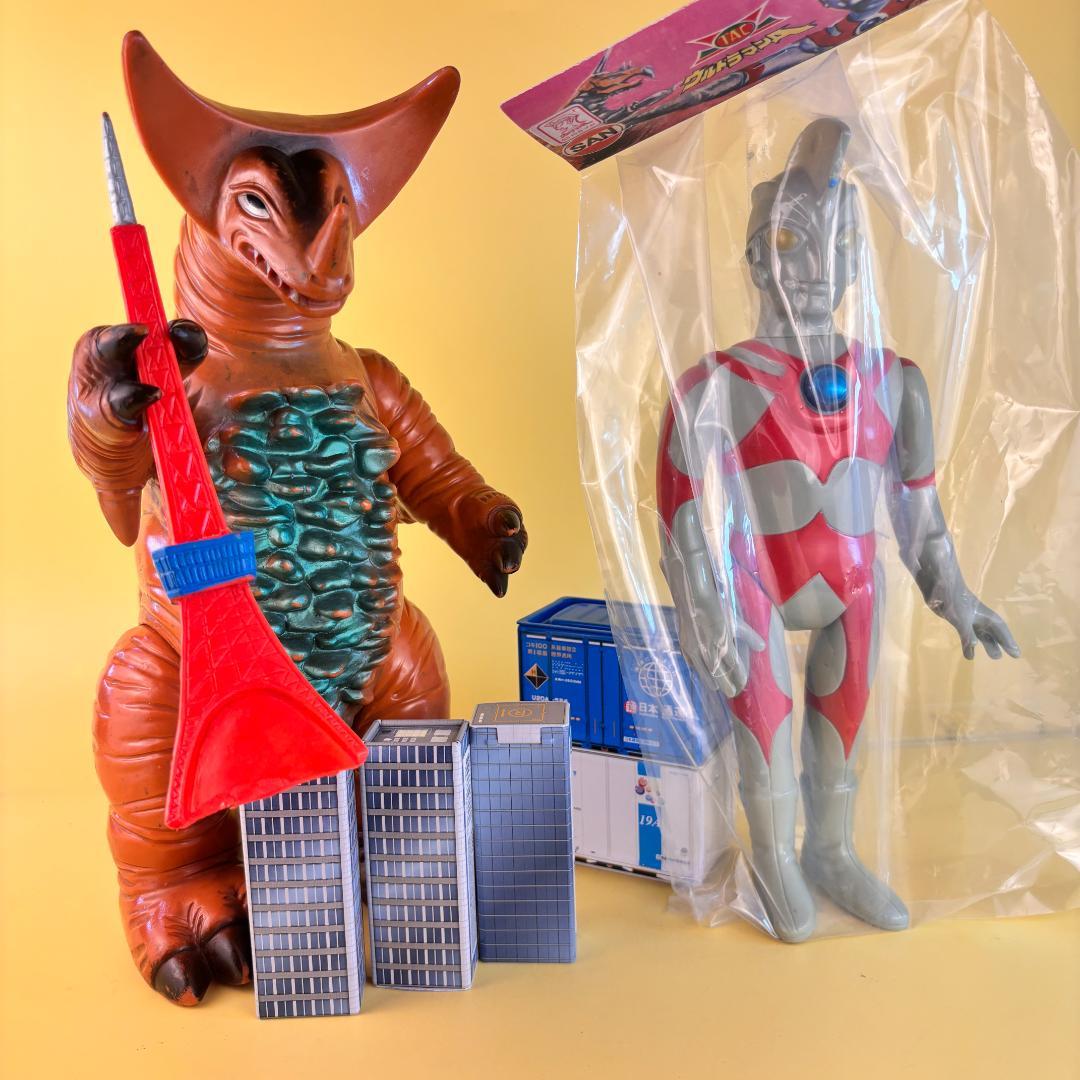 Ken様専用 マルサン ウルトラマンエース 450 グレー ゴモラ東京タワー