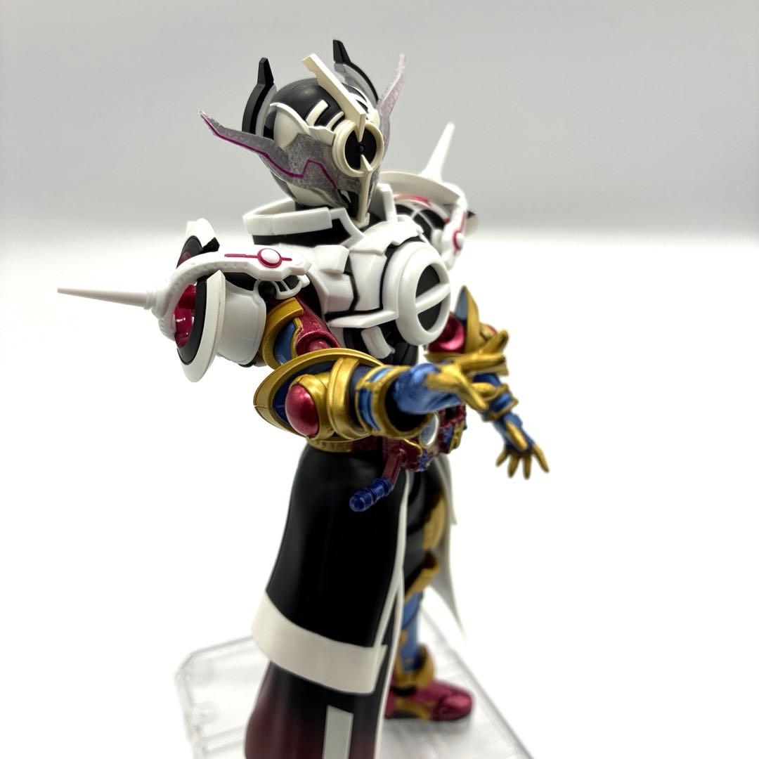 S.H.Figuarts 仮面ライダーエボル　ブラックホールフォーム
