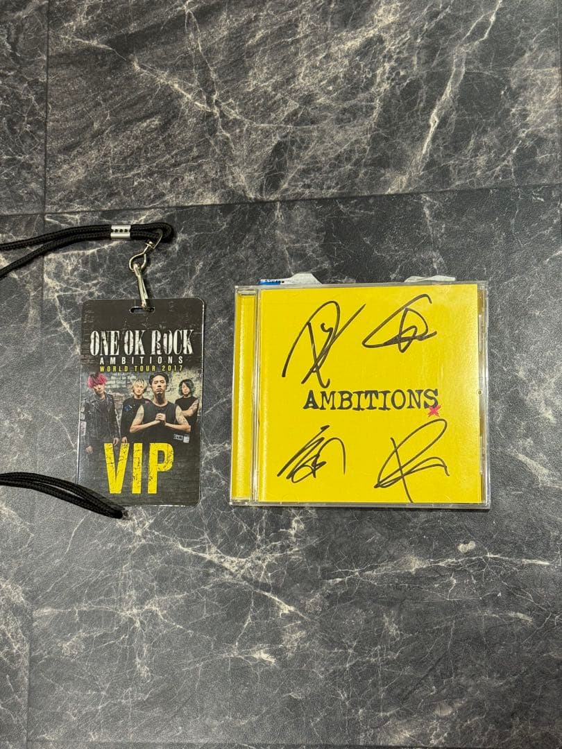 ONE OK ROCK 「AMBITIONS 」海外版アルバム　直筆サイン入り ONE OK ROCK AMBITIONS Signed CD One Ok: Amazon.ca: Music